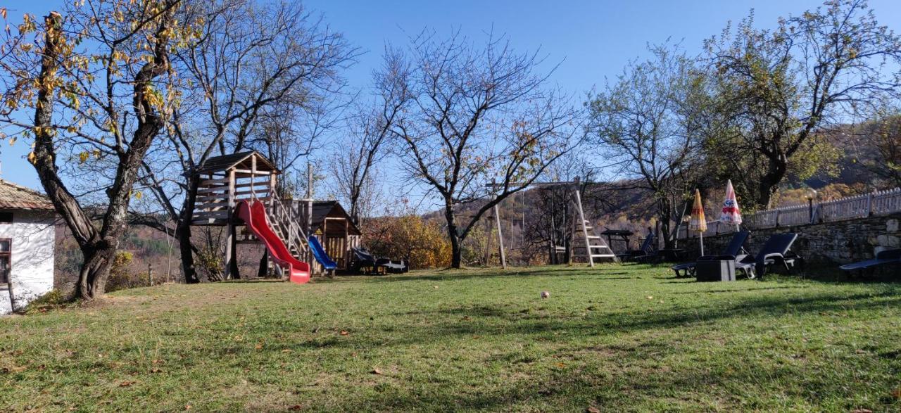 Старата Къща - Трявна Villa Bagian luar foto
