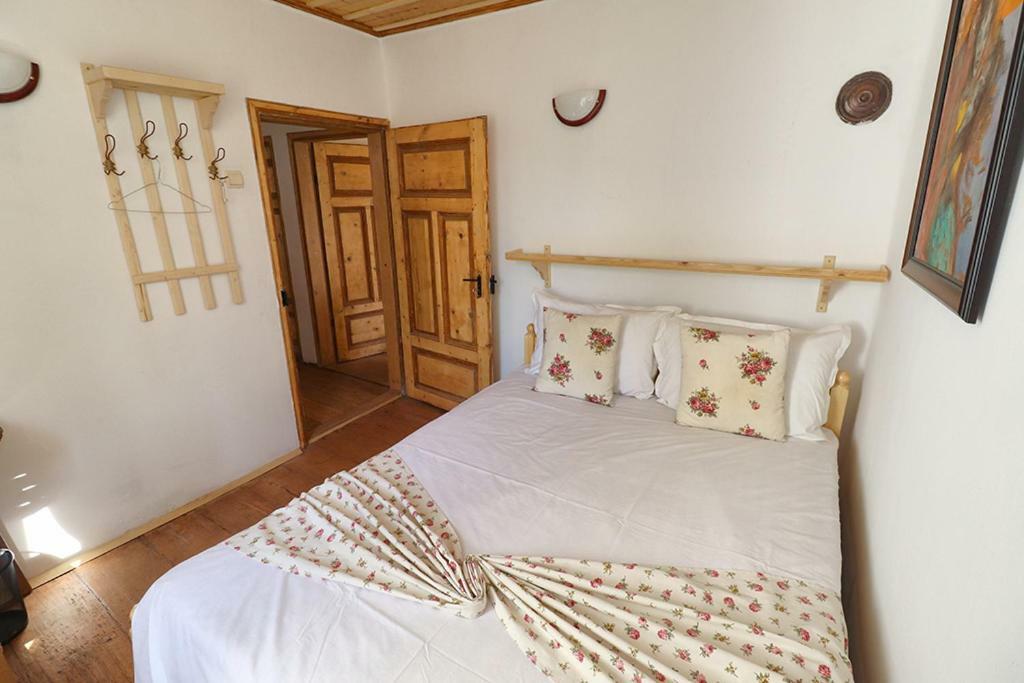 Старата Къща - Трявна Villa Bagian luar foto